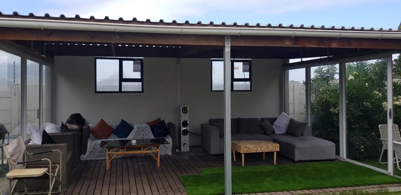Salama Lodge Milnerton Кейптаун Екстериор снимка